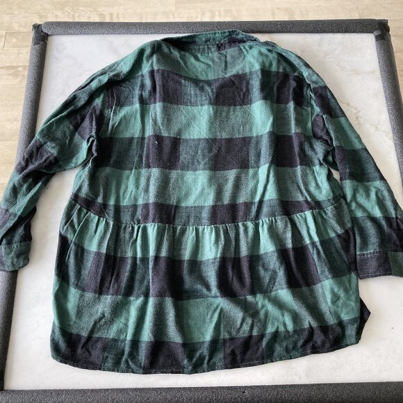 American Eagle Outfitters green plaid flannel button down shirt / top oversized - Picture 5 of 11